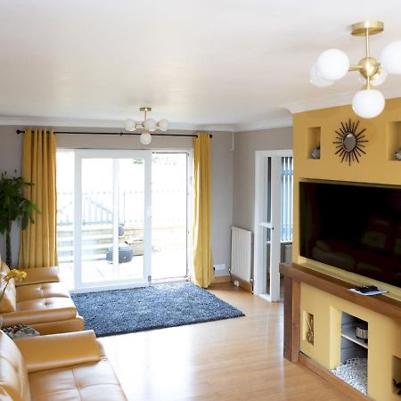 Pass The Keys Amazing 4 Bedroom Property- Hot Tub & Sea Viewsスカーバラ エクステリア 写真