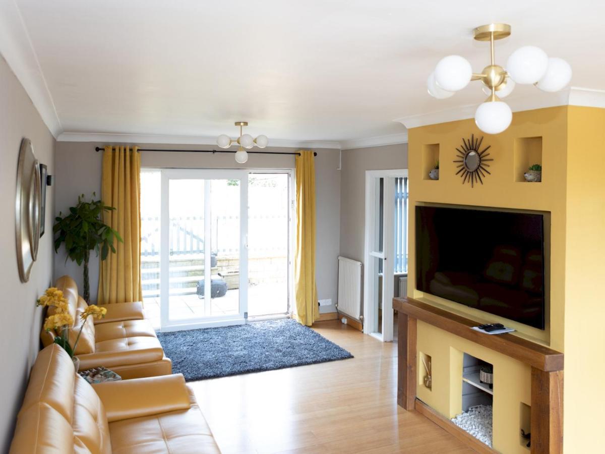 Pass The Keys Amazing 4 Bedroom Property- Hot Tub & Sea Viewsスカーバラ エクステリア 写真